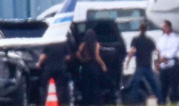 Kim Kardashian, Pete Davidson hit the Bahamas, ditch work for romantic vacation