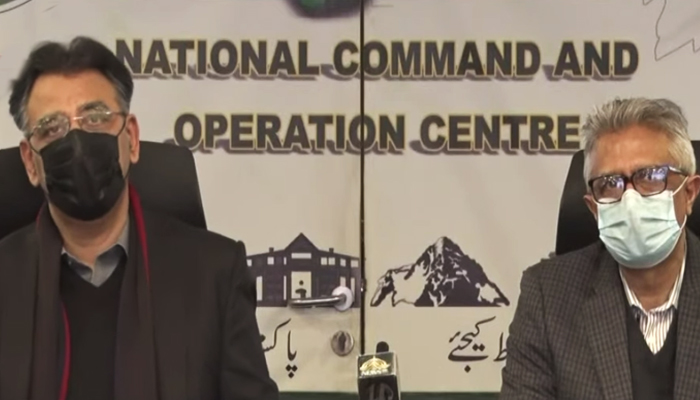 National Command and Operations Centre (NCOC) chief Asad Umar (left) and Special Assistant to the Prime Minister on Health Dr Faisal Sultan addressing a press conference in Islamabad on January 5, 2021. — YouTube