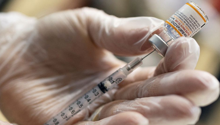 A vaccinator draws a Pfizer-BioNTech coronavirus disease (COVID-19) pediatric vaccine in Lansdale, Pennsylvania, U.S., December 5, 2021. — Reuters/File