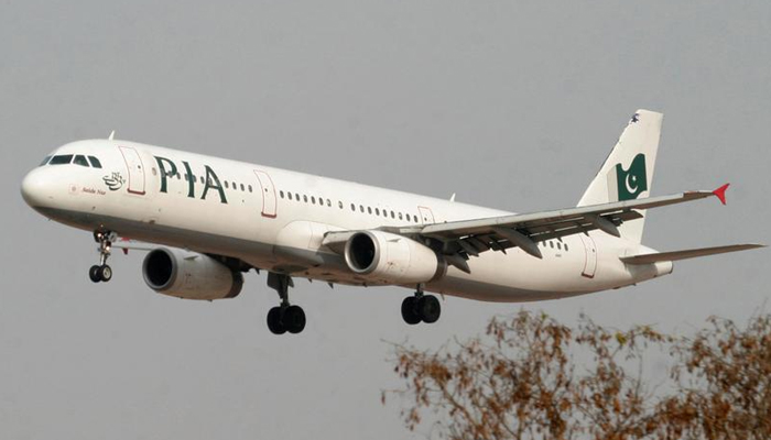 A Pakistan International Airlines (PIA) plane prepares to land at Islamabad airport in Islamabad February 24, 2007. — Reuters/File