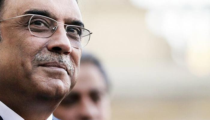 Mantan presiden Zardari mendesak warga untuk memakai masker wajah