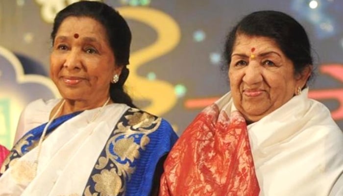 Asha Bhosle opened up about Lata Mangeshkar’s health after she was hospitalised with COVID-19 this week