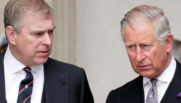 Pangeran Charles menghindari pertanyaan tentang Pangeran Andrew sehari setelah gelar dihapus