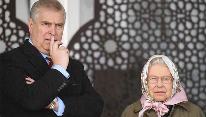 Rasa malu keluarga kerajaan mendominasi berita utama di seluruh dunia saat Ratu menghapus gelar Andrew