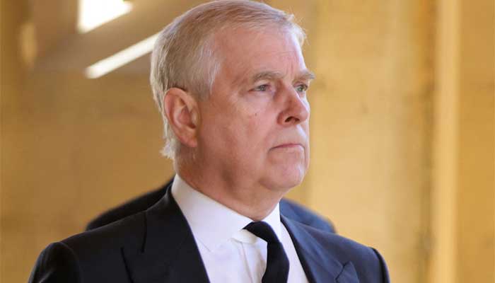 Prince Andrew forces Queen to support Crown ‘at each costs’