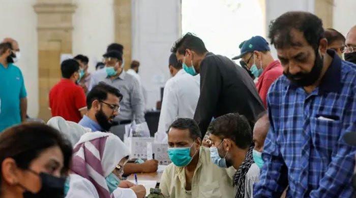 Coronavirus situation in Karachi worsens as positivity rate nears 40%