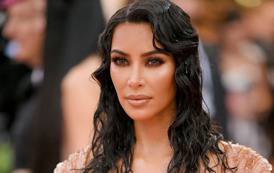 Kim Kardashian sends birthday greetings to the fashion icon