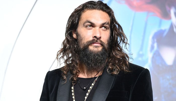 Jason Momoa takes off wedding band after announcing split with Lisa Bonet