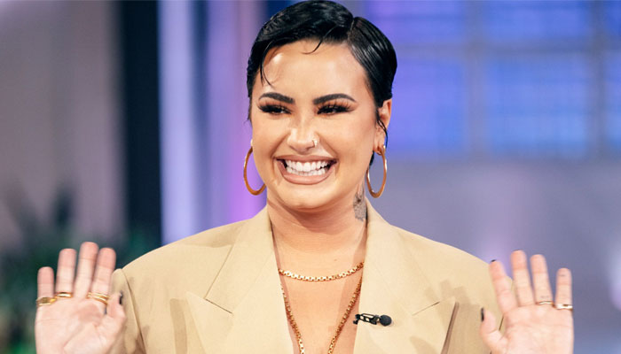 Demi Lovato dramatically announces to end pop music career, returns to rock