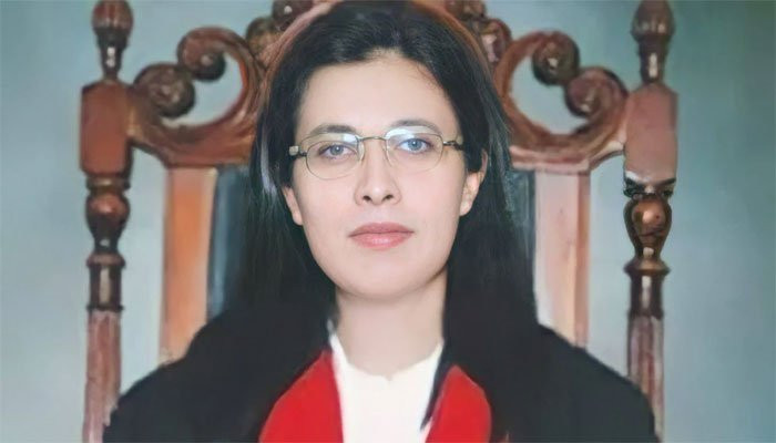 Hakim Ayesha Malik disumpah sebagai hakim Mahkamah Agung wanita pertama