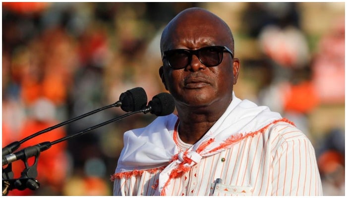 Burkina Fasos President Roch Marc Christian Kabore holds his final campaign rally ahead of the presidential election, in Ouagadougou, Burkina Faso, November 20, 2020. REUTERS/Zohra Bensemra