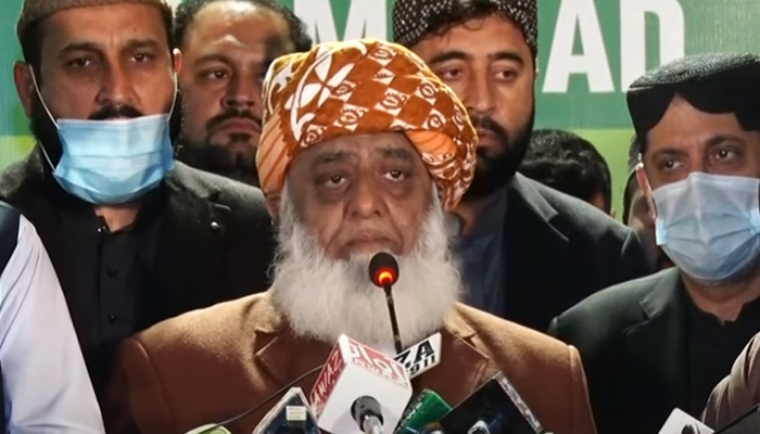 Pakistan Democratic Movement Chief Maulana Fazlur Rehman addressing a press conference in Islamabad on January 25, 2022 after an all-party session. — YouTube screengrab