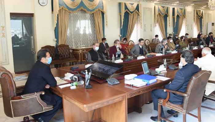 Prime Minister Imran Khan chairs the federal cabinet meeting in Islamabad on January 25, 2022. — PID