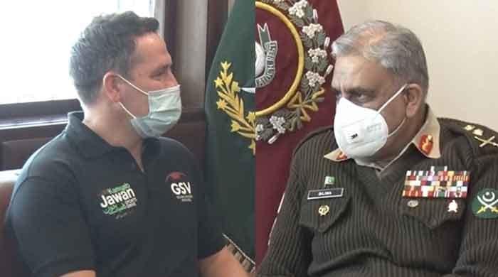 COAS Gen Bajwa appreciates football legend Michael Owen for visiting Pakistan