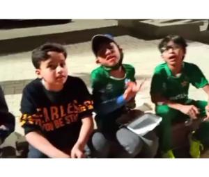 Watch: Little PSL 7 fans protest outside National Stadium after being denied entry