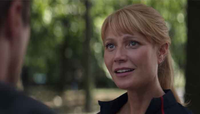 Gwyneth Paltrow says she never got intimate with Robert Downey Jr.