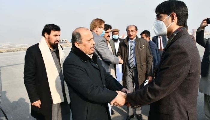 NSA Moeed Yusuf and an accompanying inter-ministerial delegation depart Kabul after a two-day visit. Photo: Twitter/ ambmansoorkhan