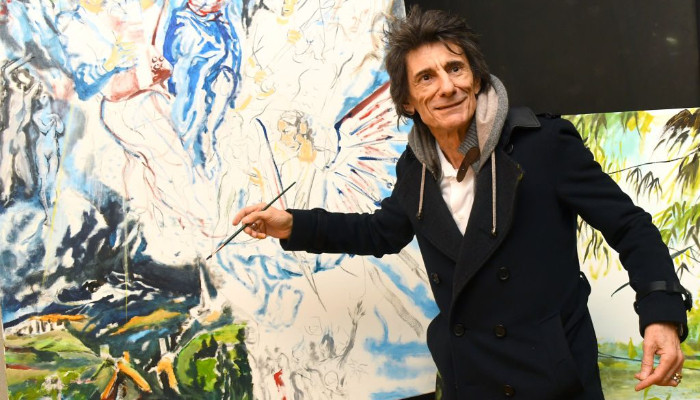 Ronnie Wood unveils Rolling Stones artwork, talks tour hopes - Vimarsana News