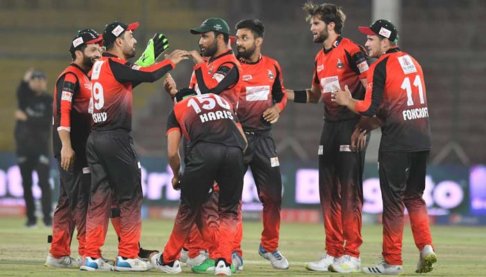Lahore Qalandars players celebrate after Wednesdays win in seventh edition of Pakistan Super League against Peshawar Zalmi at National Stadium Karachi. — PCB/File