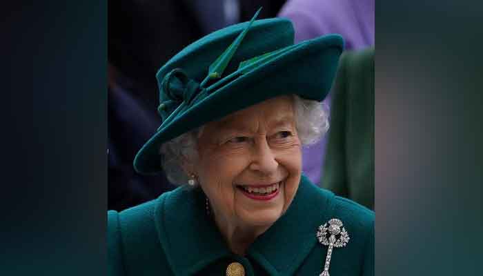 Queen Elizabeth officially begins Platinum jubilee celebrations