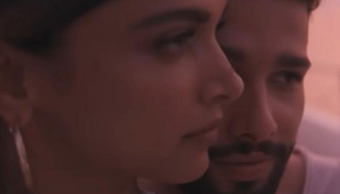 Siddhant Chaturvedi panicked before Gehraiyaan intimate scenes with Deepika Padukone
