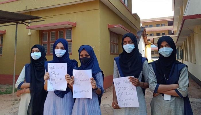 Five girls protesting against hijab ban outside of a pre-university school in Udupi — Umesh Marpally/BBC