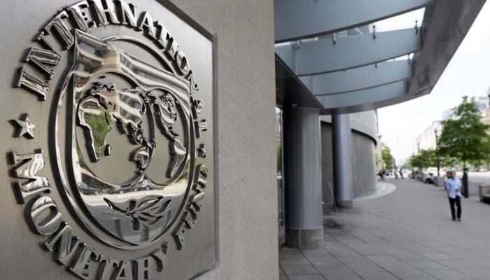 The International Monetary Fund (IMF) asks Pakistan to raise electricity and gas prices. Photo: AFP