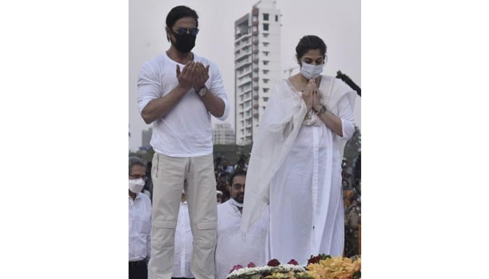 Lata's funeral: BJP leader receives backlash after Shah Rukh Khan 'spitting' comment - Vimarsana News