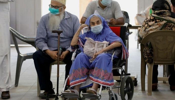 Pakistan records the highest number of COVID-19 deaths in a day on Feb 9 2022, since Oct 5 2021. Photo: Reuters