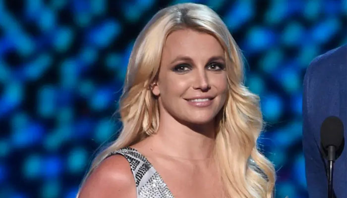Britney Spears cries over her love for fudge amid comeback prep