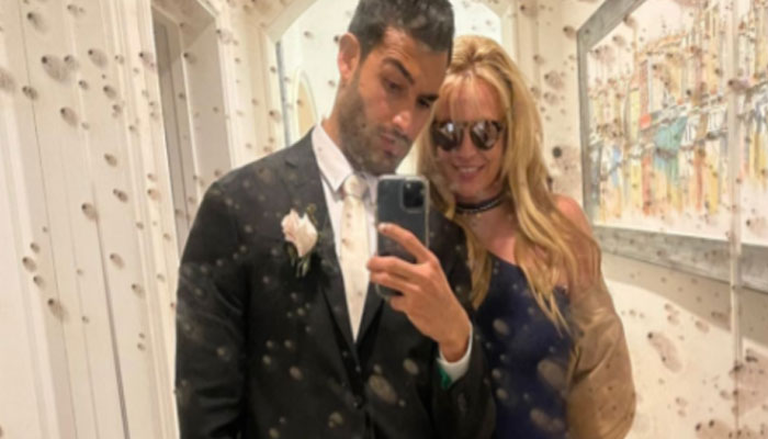 Britney Spears drools over Sam Aghari in mushy Valentines Day post