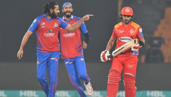Imad Wasim fined for breaching PSL's code of conduct - Vimarsana News