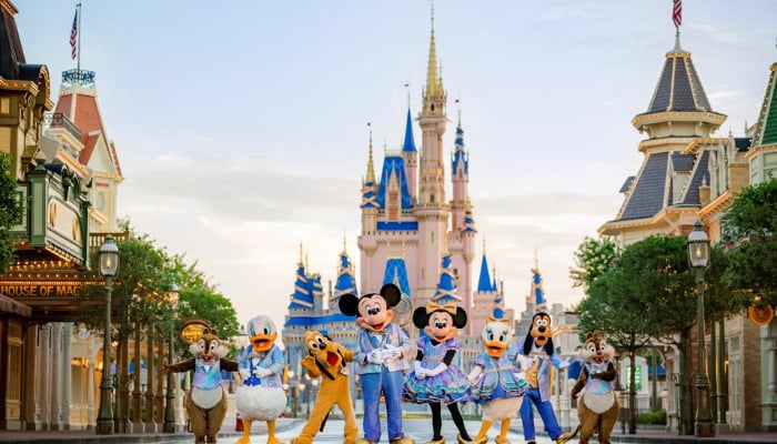 Starting this week, the masks are coming off for vaccinated visitors to Walt Disney World in Florida