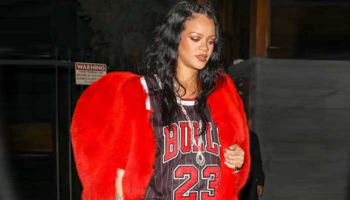 Rihanna leaves onlookers spellbound with her chic appearance in LA