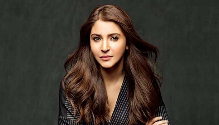 Anushka Sharma looks back on good old days: See