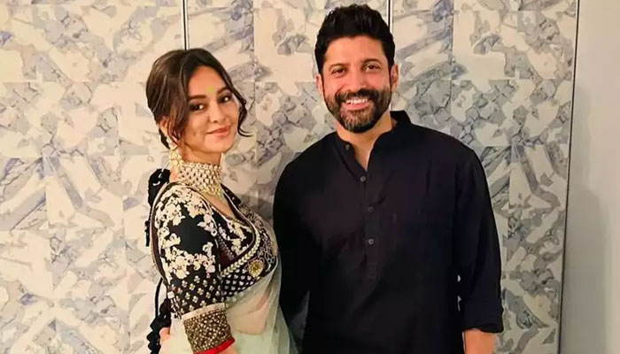 Farhan Akhtar to perform special song for Shibani Dandekar during sangeet