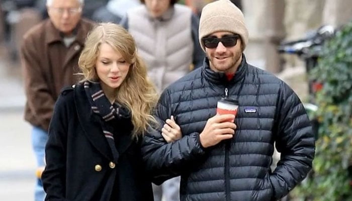 Jake Gyllenhaal reacts to online trolls amid Taylor Swifts All Too Well