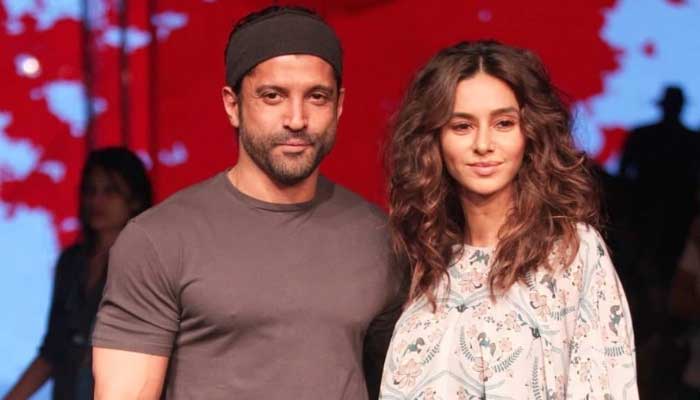 A source revealed that the couple will hold a reception later this month after their court marriage