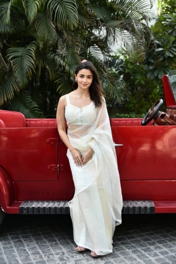 Alia Bhatt is a vision in white as she promotes ‘Gangubai Kathiawadi’ in Delhi