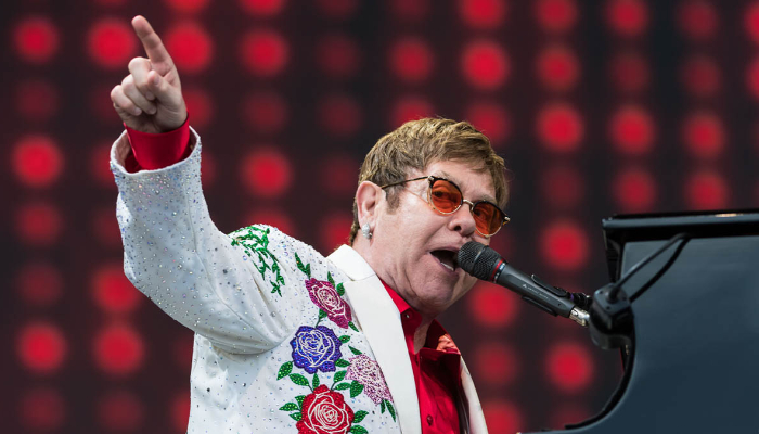 Elton John put on a show on Tuesday despite his private jet malfunctioning just hours earlier