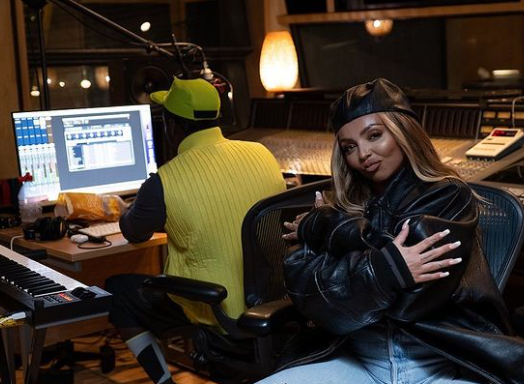 Jesy Nelson teases upcoming collab with will.i.am: see pics