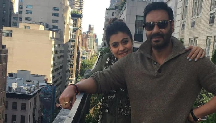 Kajol & Ajay Devgn celebrate wedding anniversary with adorable throwback posts