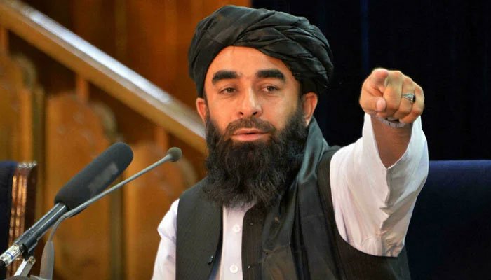 Taliban ban women from traveling abroad without a male kinsman 2 Taliban spokesman Zabihullah Mujahid. Photo: AFP