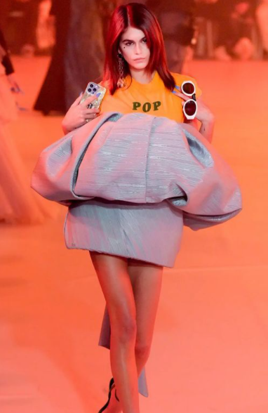 Kendall Jenner, Gigi and Bella Hadid drop jaws at Paris Fashion Week: pics