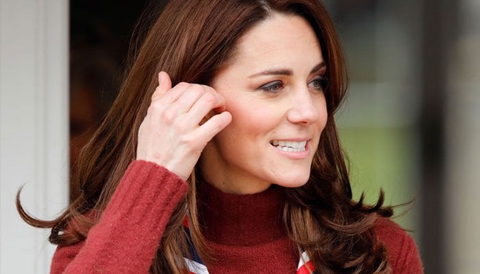 Kate Middletons touching note to staff at lodge where Prince William proposed