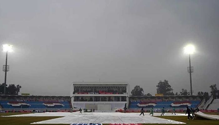 Rain interrupts practice session at Rawalpindi