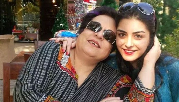Federal Minister for Human Rights Shireen Mazari (L) and her daughter Imaan Zainab Mazari, who is a lawyer and human rights activist — Twitter