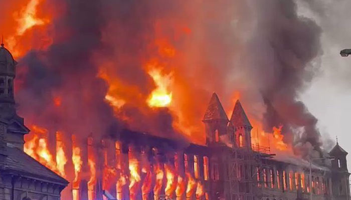 Fire engulfs the sets of ‘Downton Abbey, Peaky Blinders’ in the UK