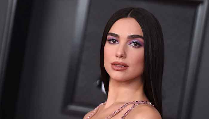 Gigi Hadids reaction to Dua Lipas dance takes fans by surprise