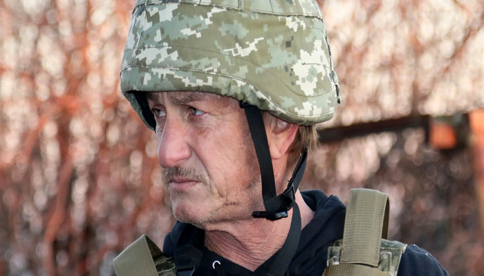Sean Penn says Russian people dont want war amid tearful observations from Ukraine